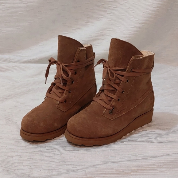 BearPaw Shoes - BearPaw Brown Suede Lace-Up Wedge Ankle Boots Size 6